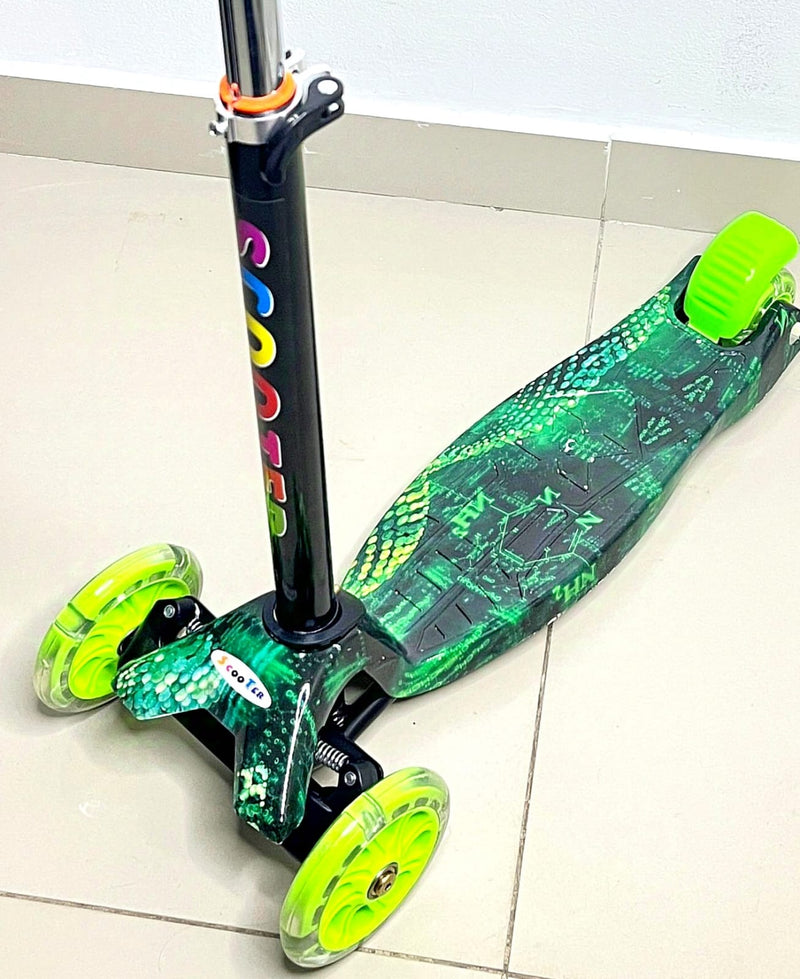 MONOPATÍN SCOOTER ESTAMPADA PATINETA CON LUCES EN LAS RUEDAS